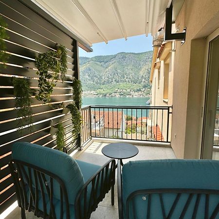 Point Of View Apartment Котор Екстериор снимка