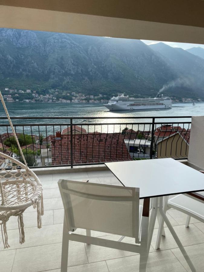 Point Of View Apartment Котор Екстериор снимка