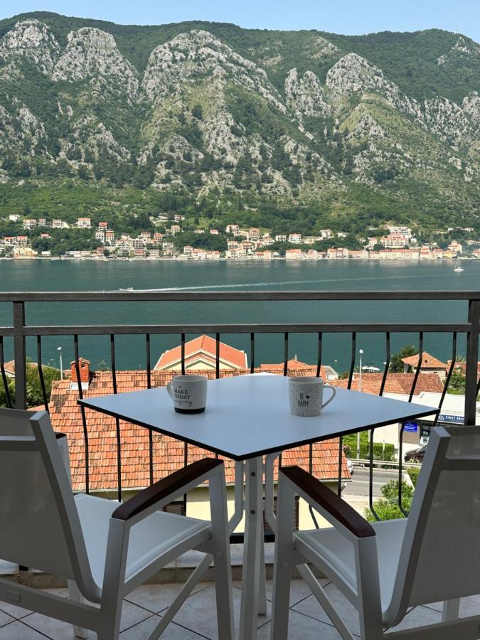 Point Of View Apartment Котор Екстериор снимка