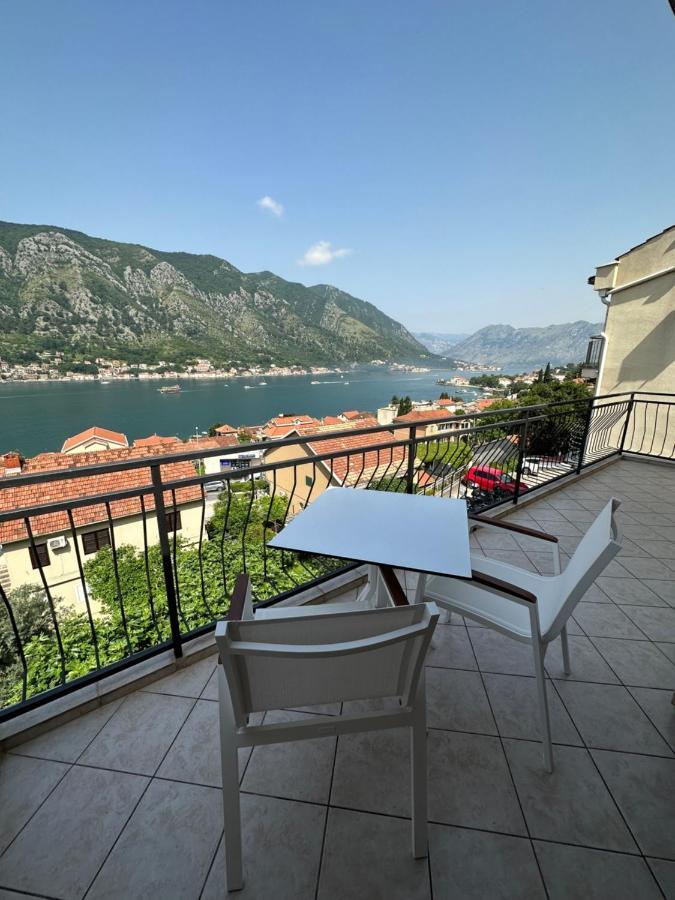 Point Of View Apartment Котор Екстериор снимка