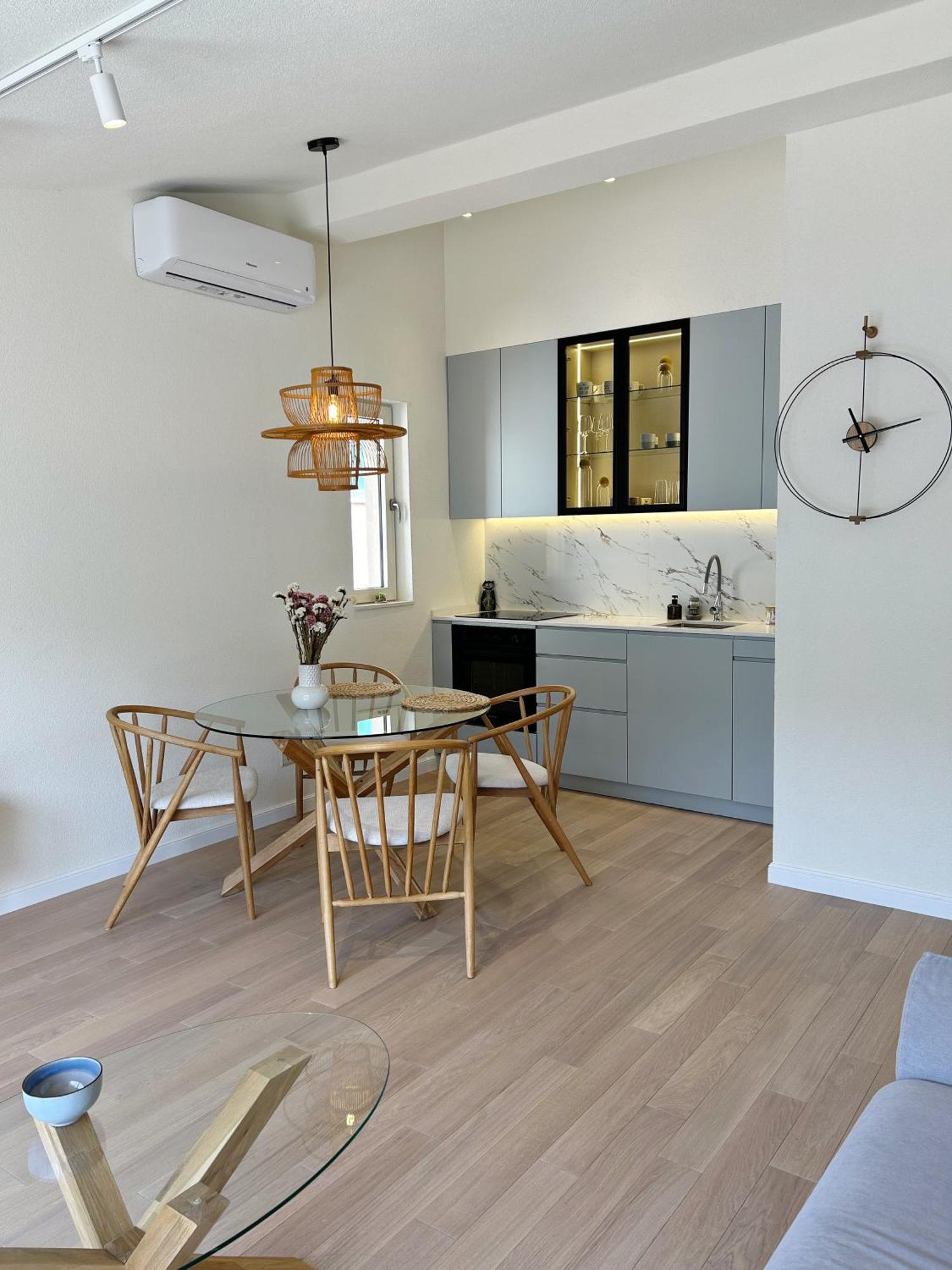 Point Of View Apartment Котор Екстериор снимка