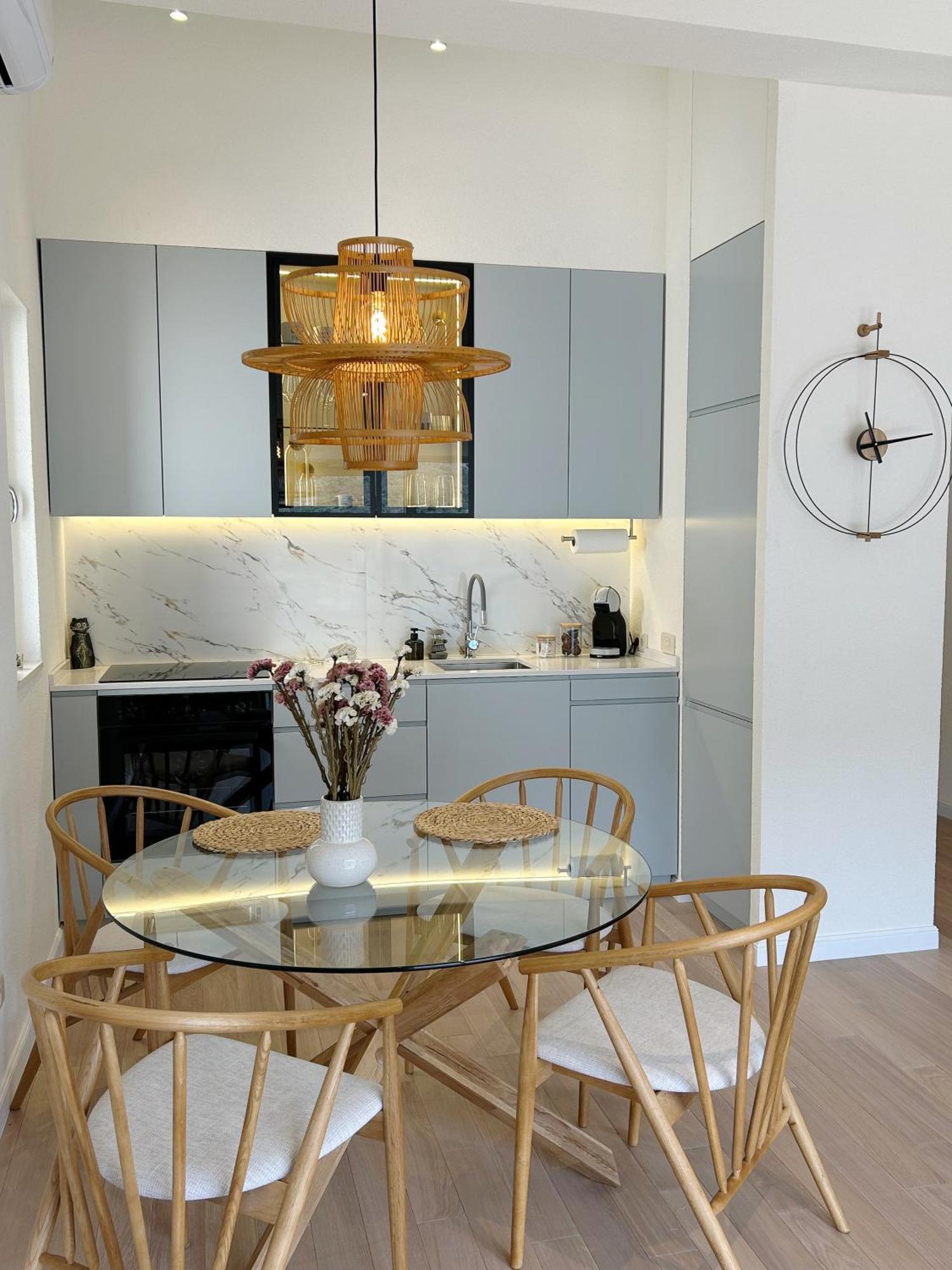 Point Of View Apartment Котор Екстериор снимка