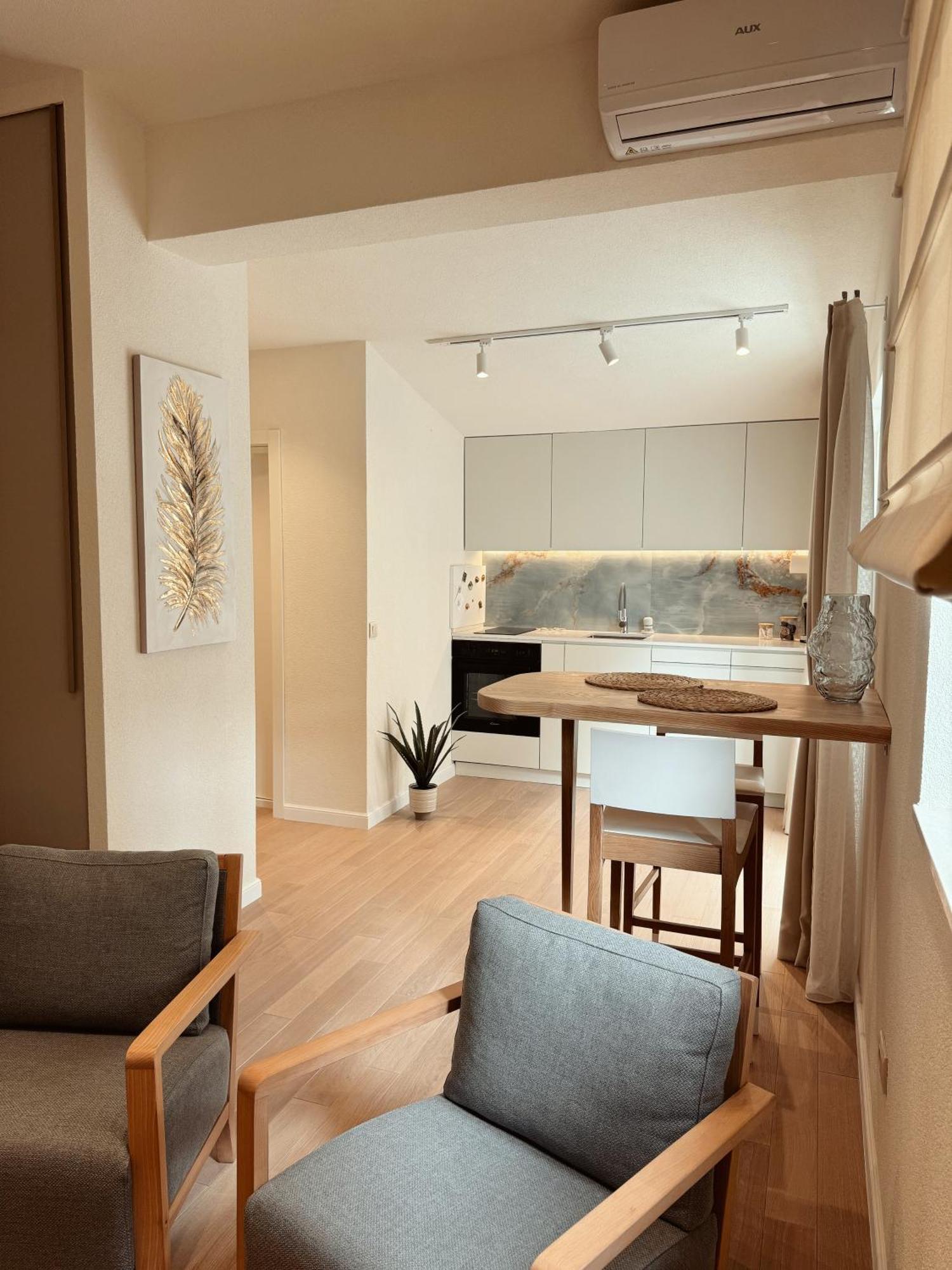 Point Of View Apartment Котор Екстериор снимка