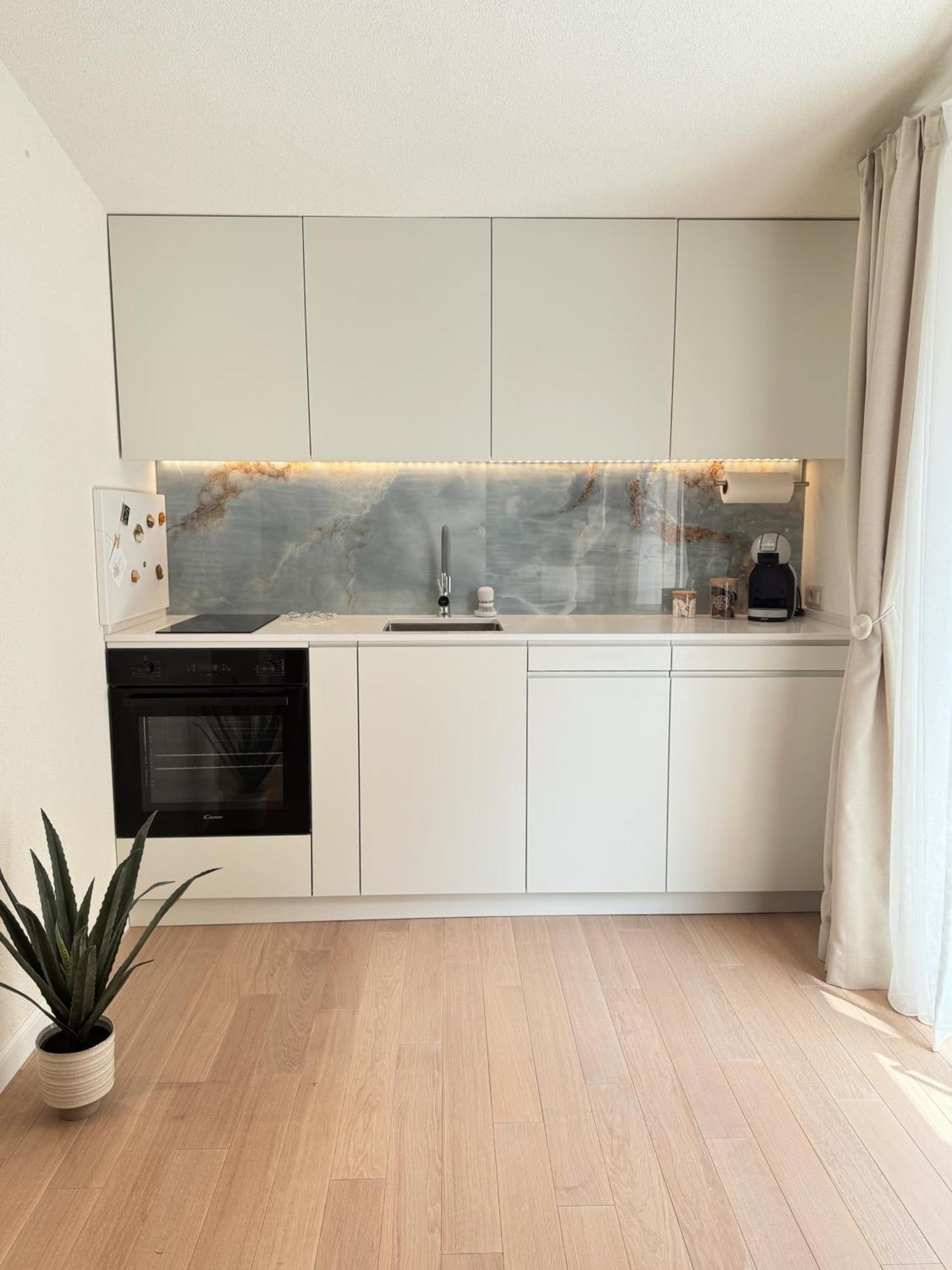 Point Of View Apartment Котор Екстериор снимка